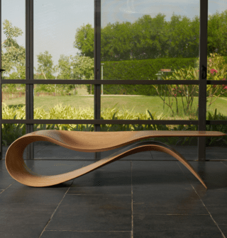 LOOP seater, front elevation photograph