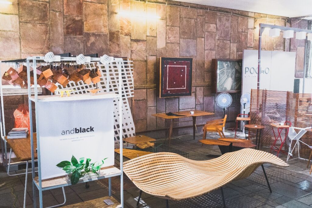 andblack exhibit 